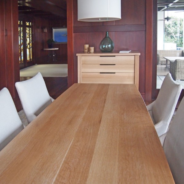 natural oak dining table