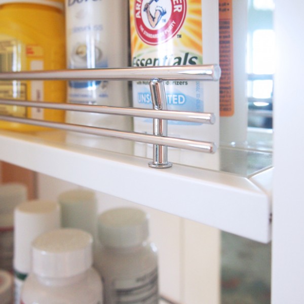 medicine cabinet detail